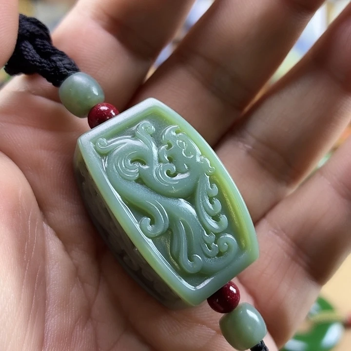 星***河和田玉未镶嵌颈饰