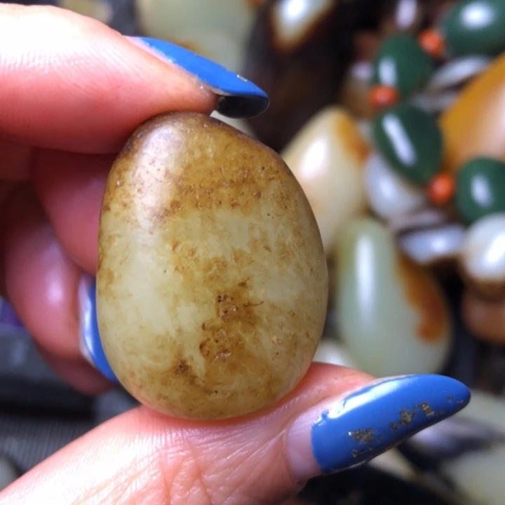 和田玉未镶嵌珠宝奇石