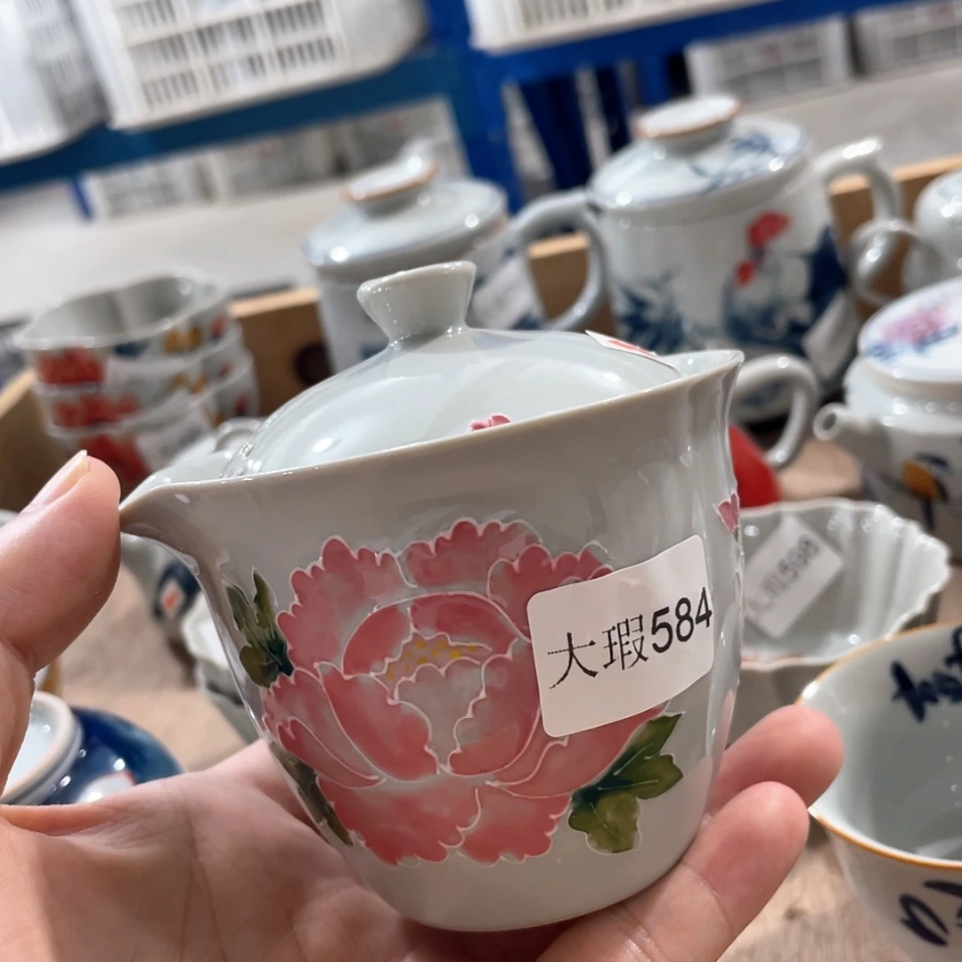 釉下手绘茶具微瑕
