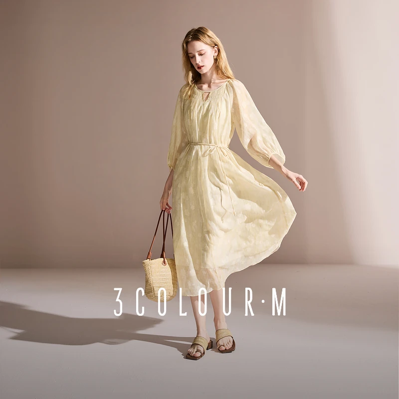 三彩2025秋季新款晕染剪花连衣裙宽松A字大摆长裙度假风M
