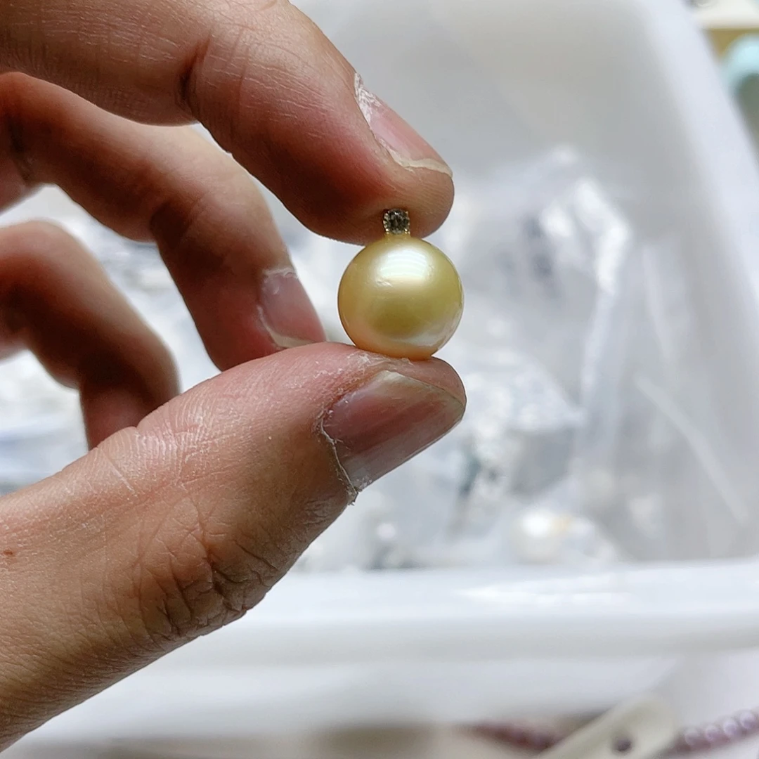 海水珍珠颈饰18K金镶嵌