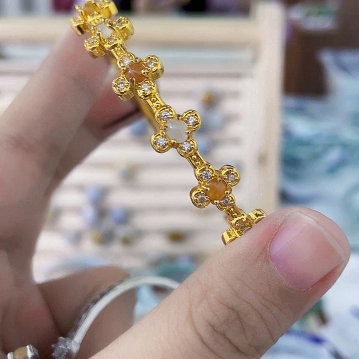 翡翠未镶嵌颈饰天然翡翠
