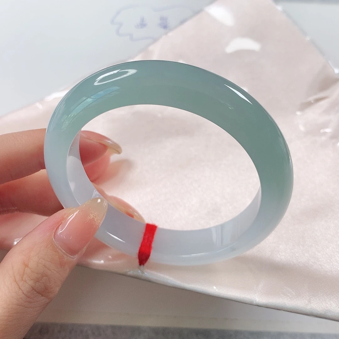 翡翠手镯未镶嵌 正圈①④①强推荐⭐⭐⭐