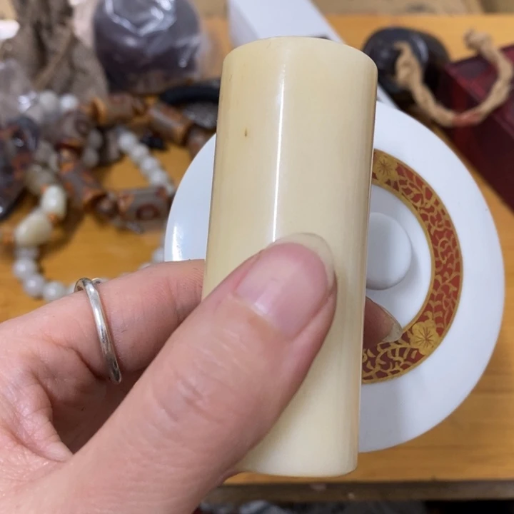 瓷片哈中古工艺品一件