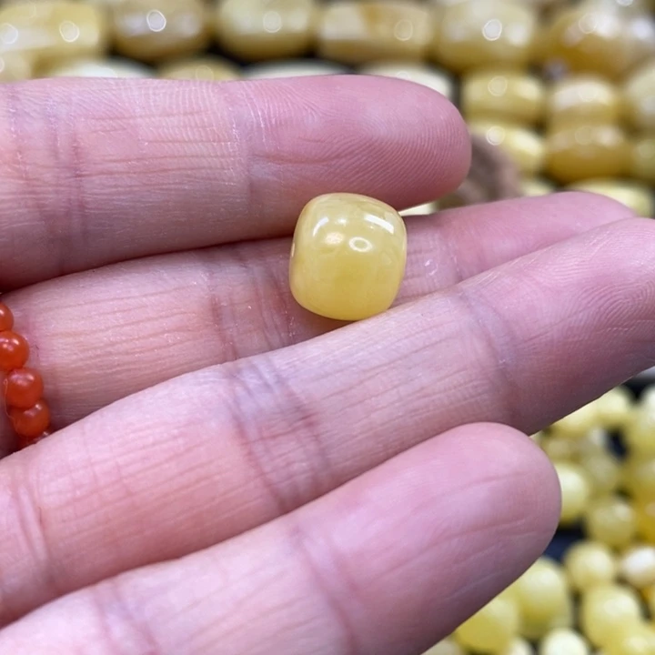 未镶嵌琥珀裸石原矿琥珀蜜蜡配饰