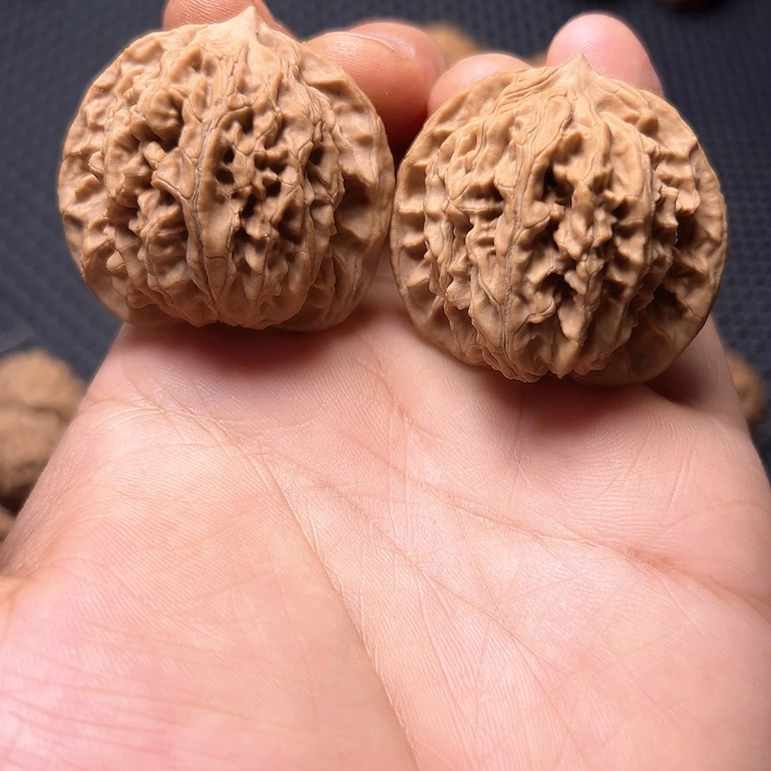 文玩核桃吊坠老款狮子头