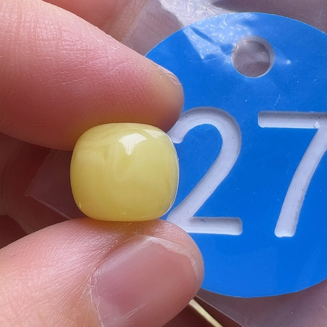 蜜蜡未镶嵌珠宝奇石11m m