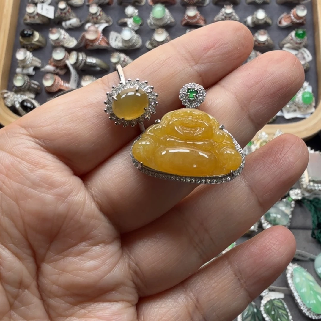 迪****翡翠银S925镶嵌戒指8888