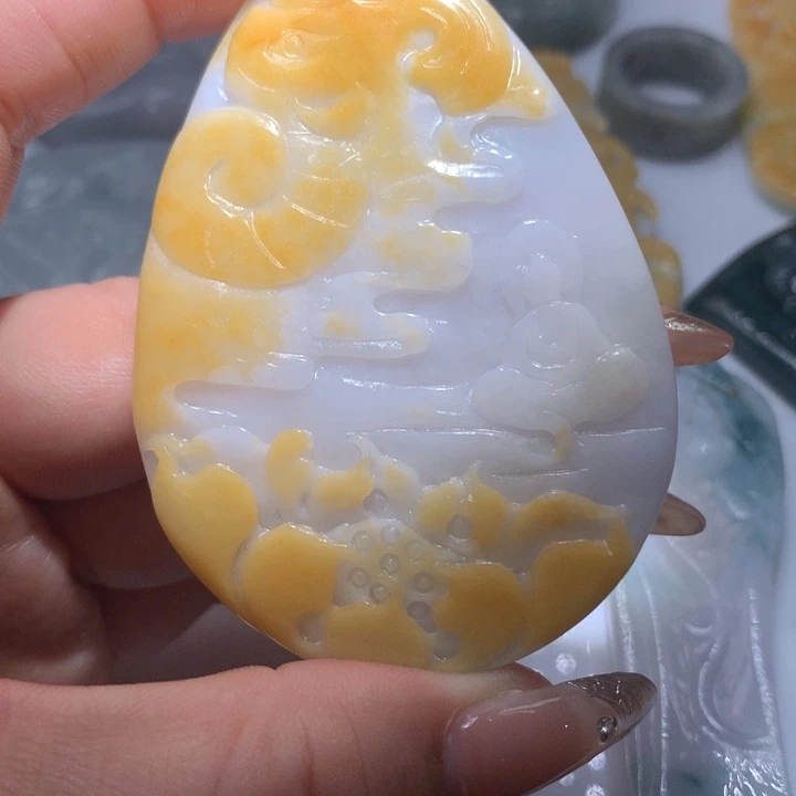 翡翠未镶嵌颈饰保真天然A货翡翠