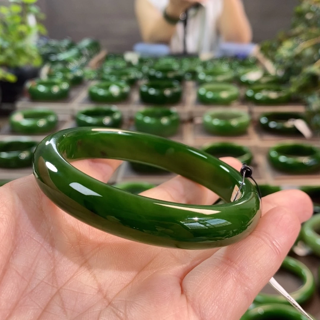 和田玉（碧玉）手镯未镶嵌