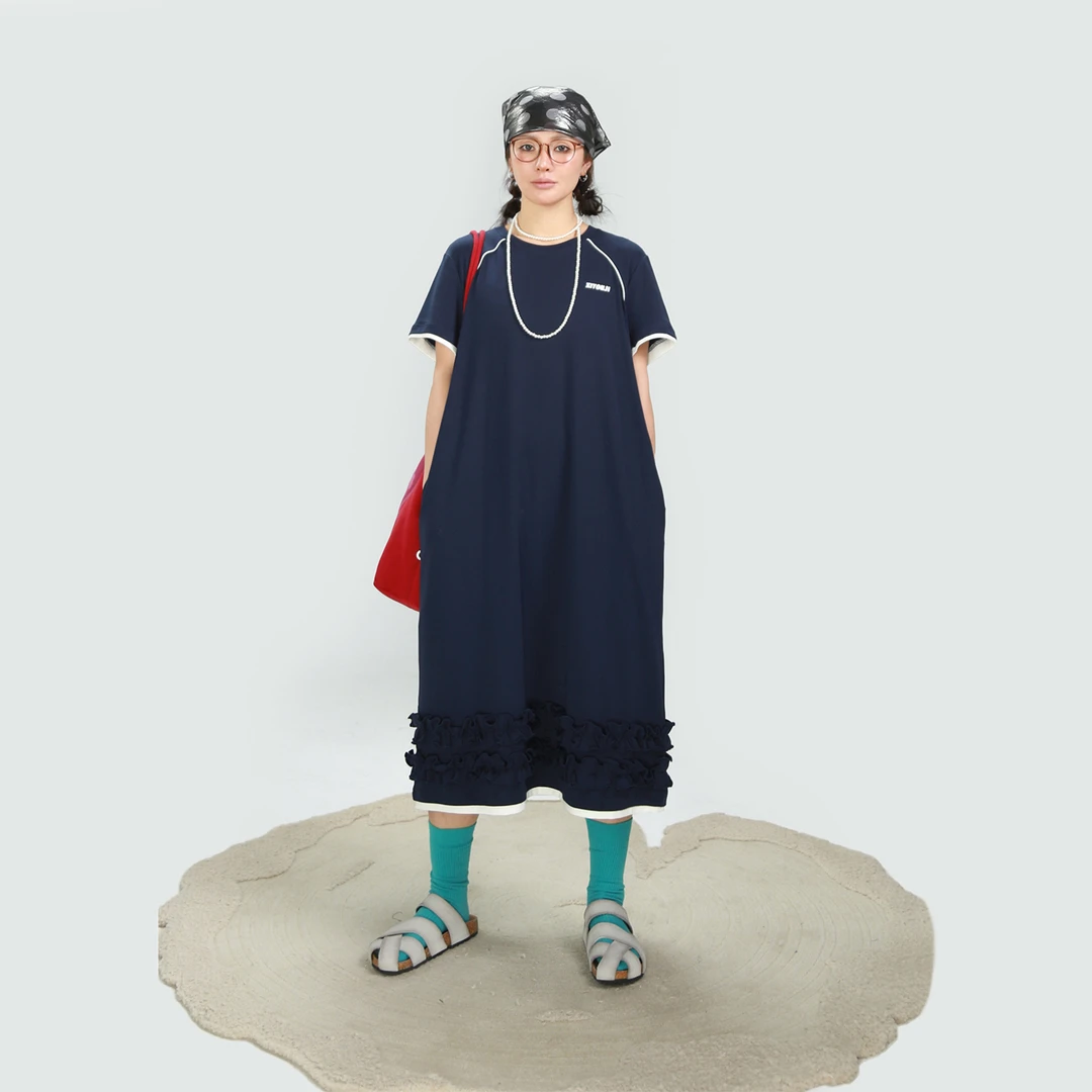 嬉游记原创 2025夏正肩短袖奥代尔花边T恤裙女宽松减龄直筒连衣裙