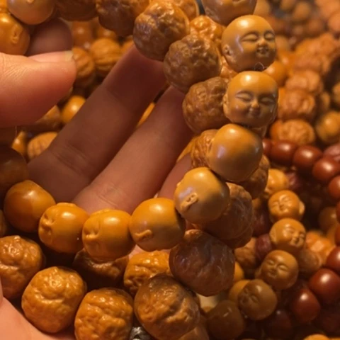 【闪购商品】手串猴头核桃风**浪光头