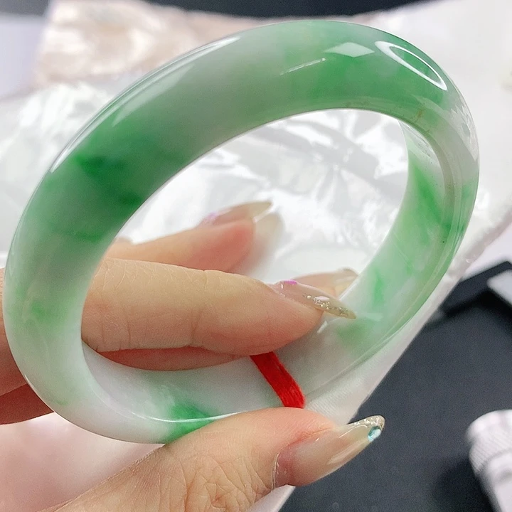 未镶嵌手镯翡翠，161