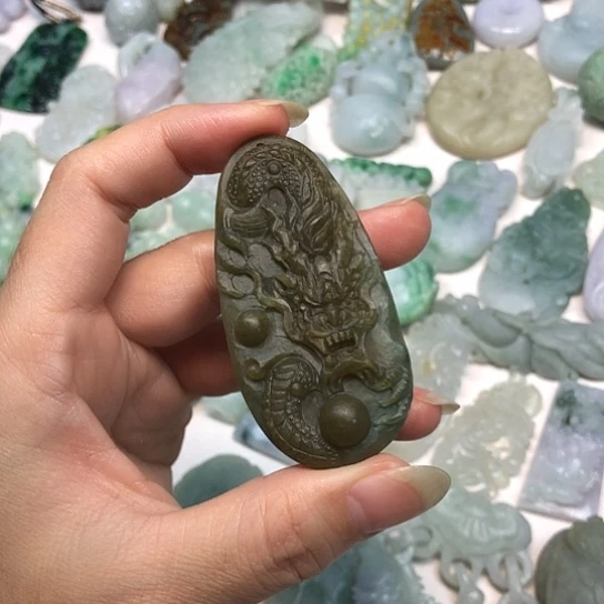 定制翡翠未镶嵌翡翠