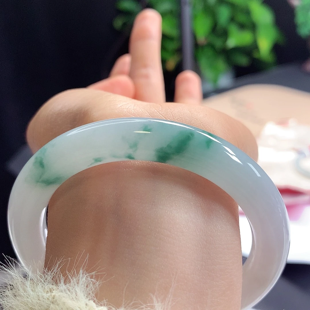 未镶嵌手镯翡翠56-57圈口完美飘花灵动飘逸15号