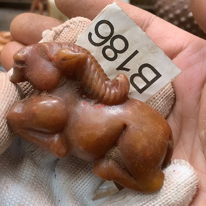 未镶嵌和田玉挂件