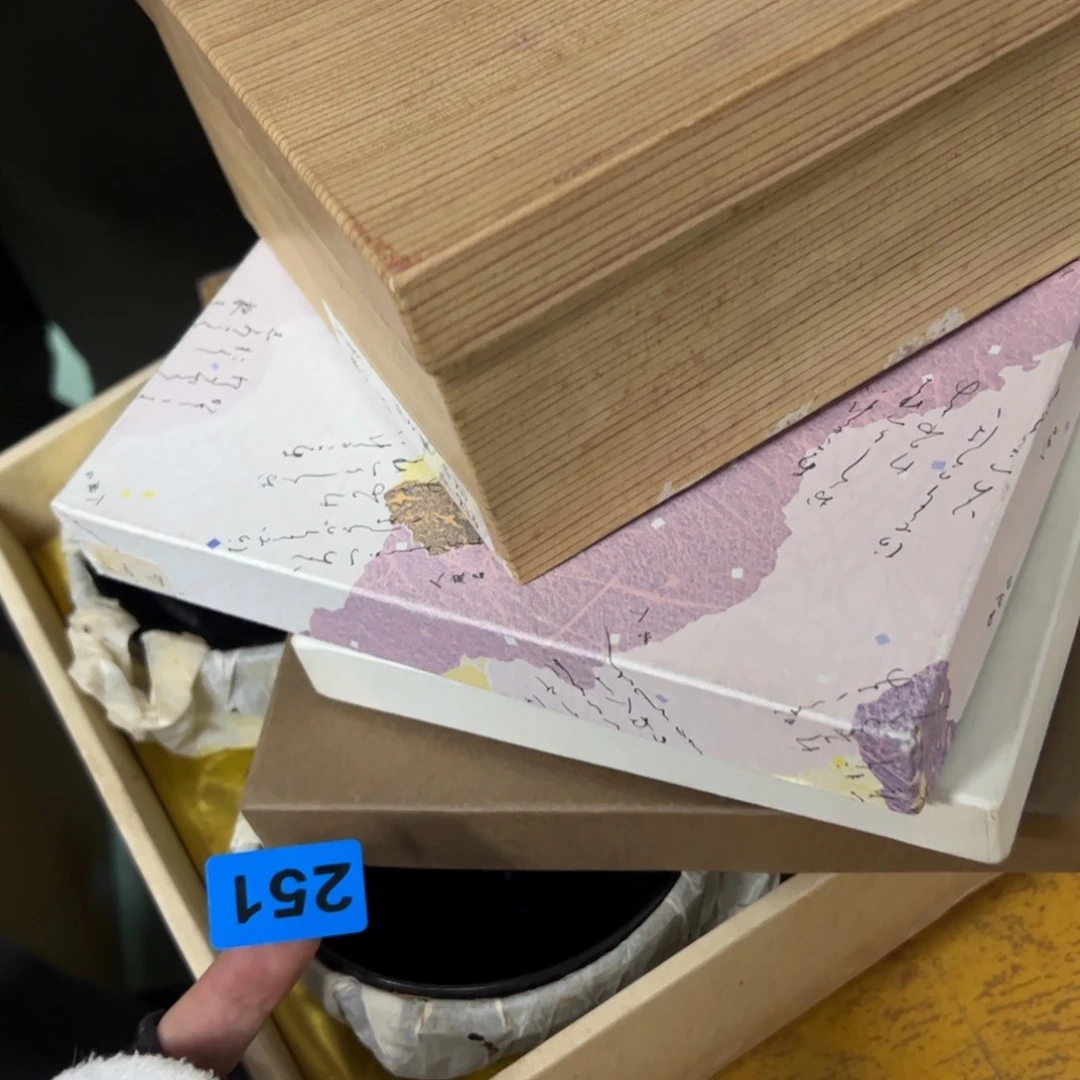 碗荣**荣哈哈哈哈哈哈哈哈哈