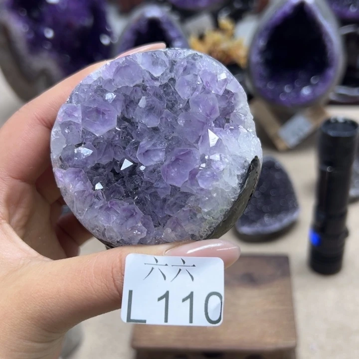 紫晶大型摆件（非配饰）未镶嵌