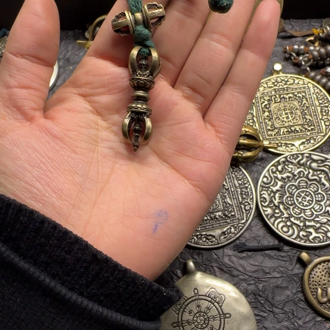 泥塑蛇**莎精品课程等课程教学工作