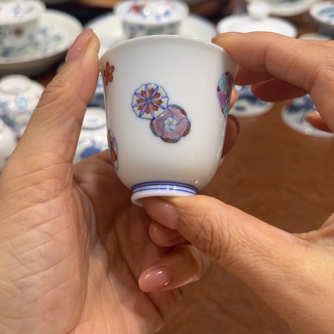 杯子斗彩皮球花闻香杯60毫升