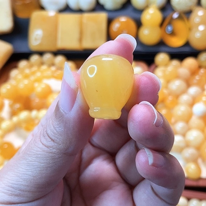 蜜蜡未镶嵌吊坠(不含链)