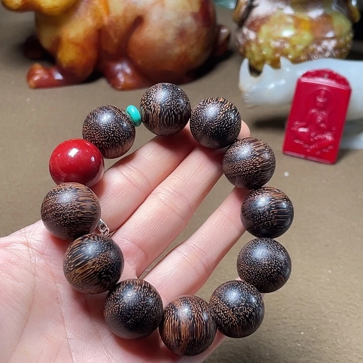 【京凡甄藏】……………………