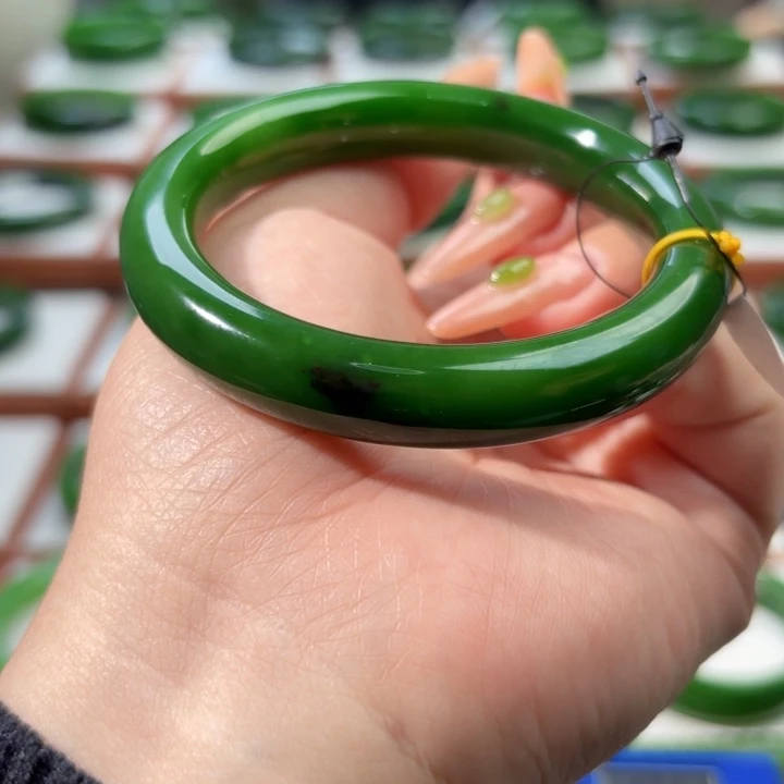 未镶嵌手镯和田玉57