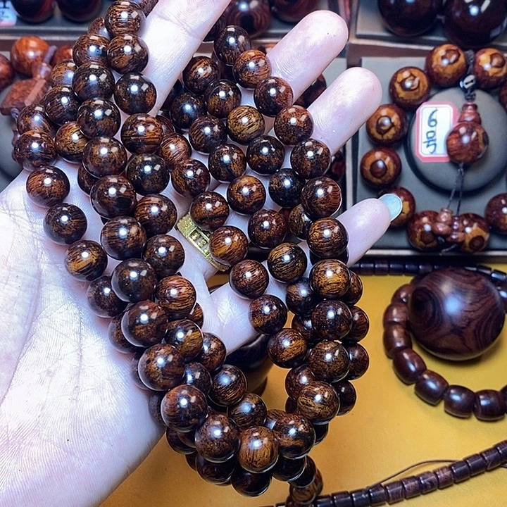 黄花梨/降香黄檀微***果1.2留疤花老料子