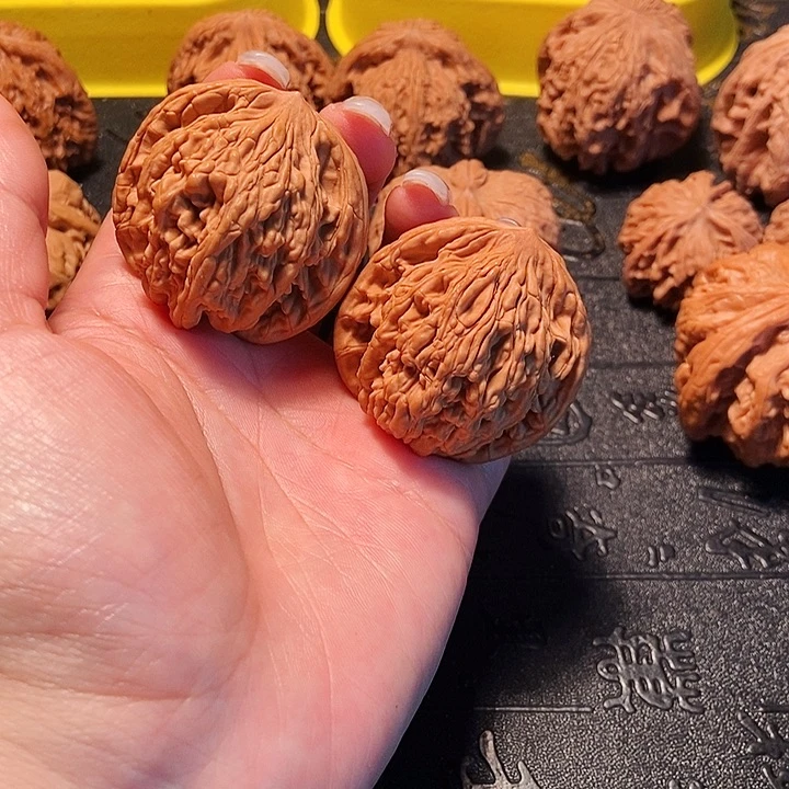 吊坠文玩核桃麦穗虎头