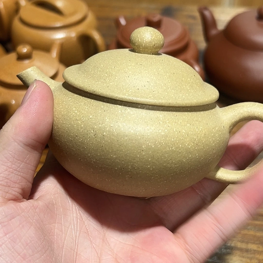 茶壶紫砂紫砂的味道很