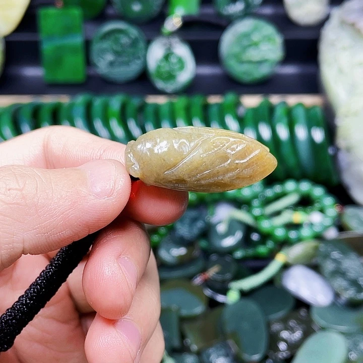 和田玉未镶嵌珠宝奇石