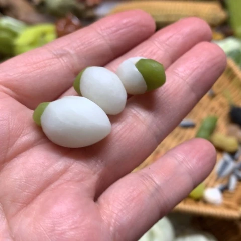 蛇纹石玉摆件未镶嵌我*舅