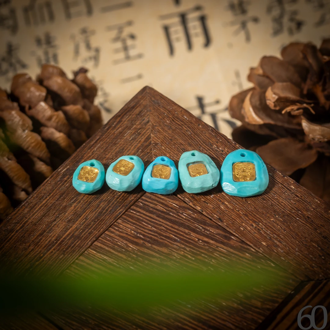 【世间臻宝】绿松雕刻件/9*7*4mm/多样性发一件/SS60/81