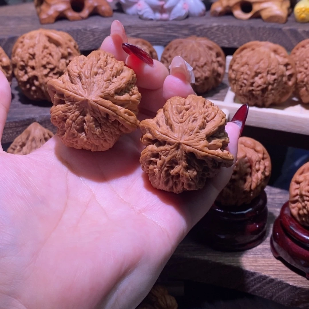 吊坠文玩核桃42粗筋