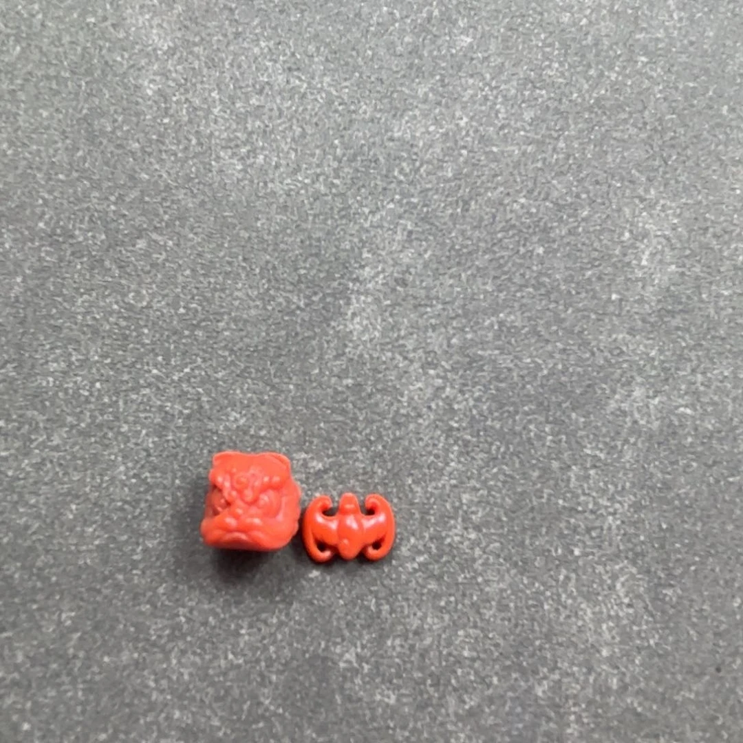 南红玛瑙雕刻件未镶嵌文**龍