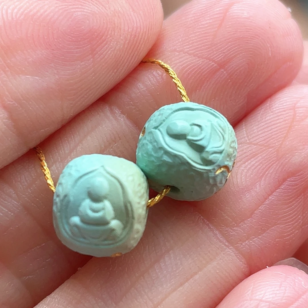 未镶嵌绿松石颈饰