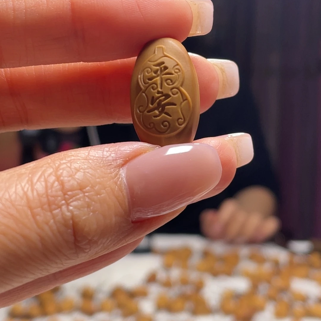 橄榄核吊坠橄榄核