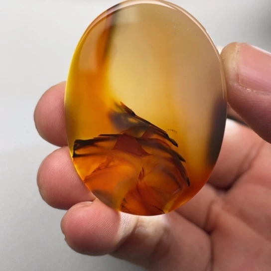 玛瑙/玉髓颈饰未镶嵌吉*金