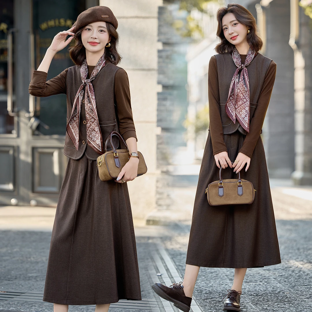 法式复古马甲套装裙女2025年春秋新款高级感气质百搭半身裙三件套