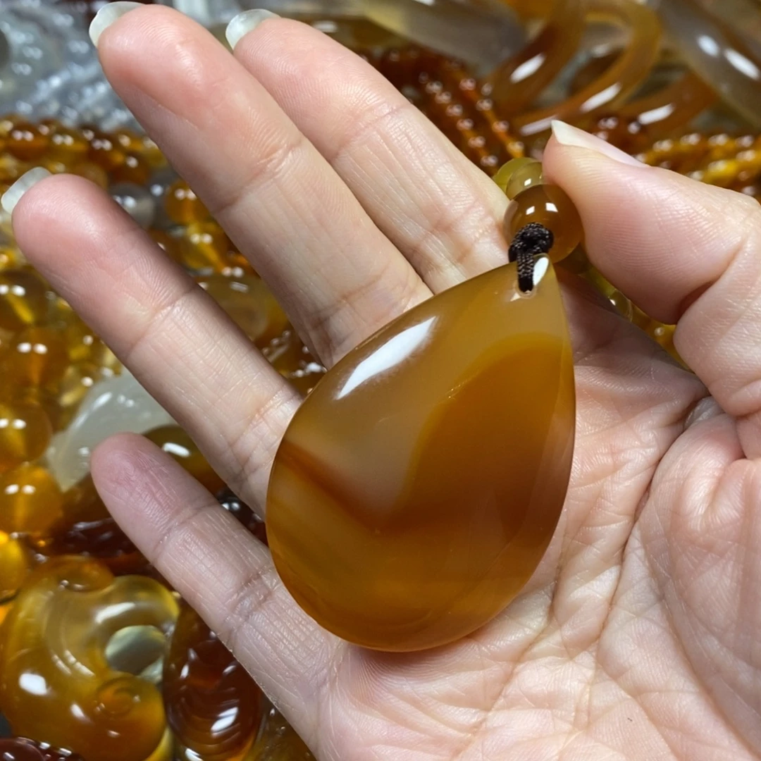 零***枫玛瑙/玉髓未镶嵌玛瑙吊坠