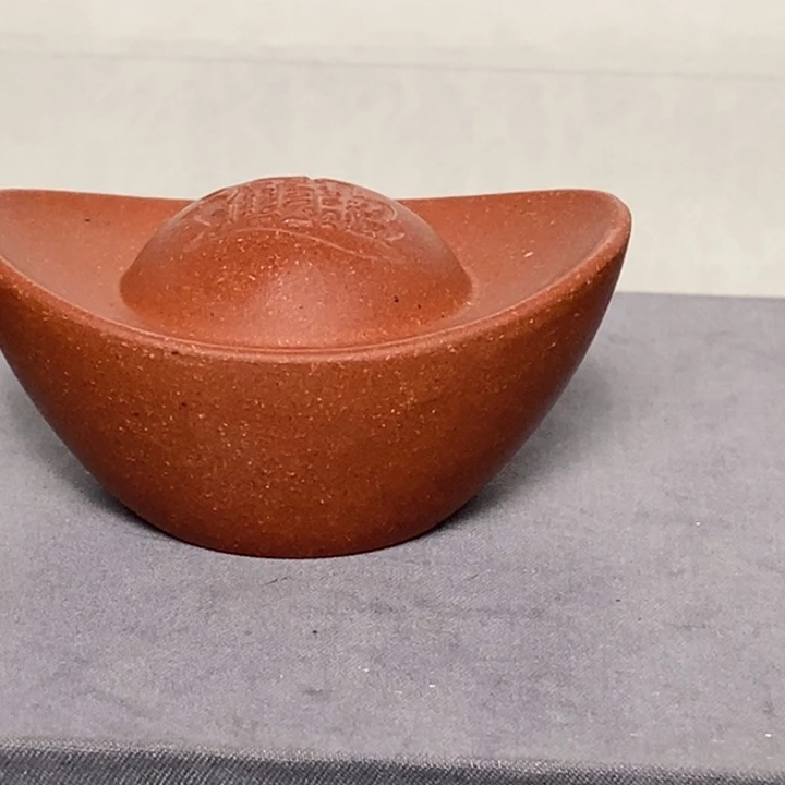茶壶红泥招财进宝,财源广进