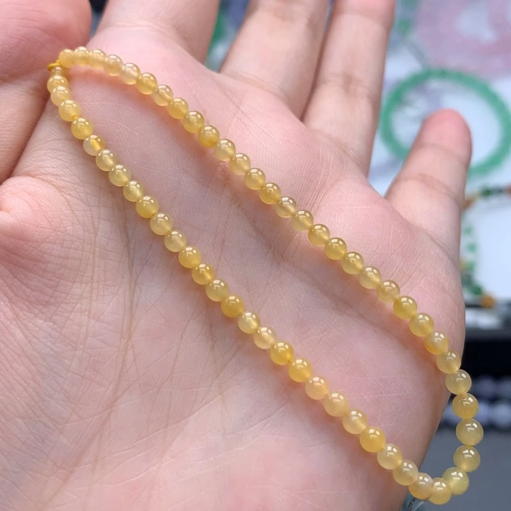 翡翠手镯未镶嵌翡翠