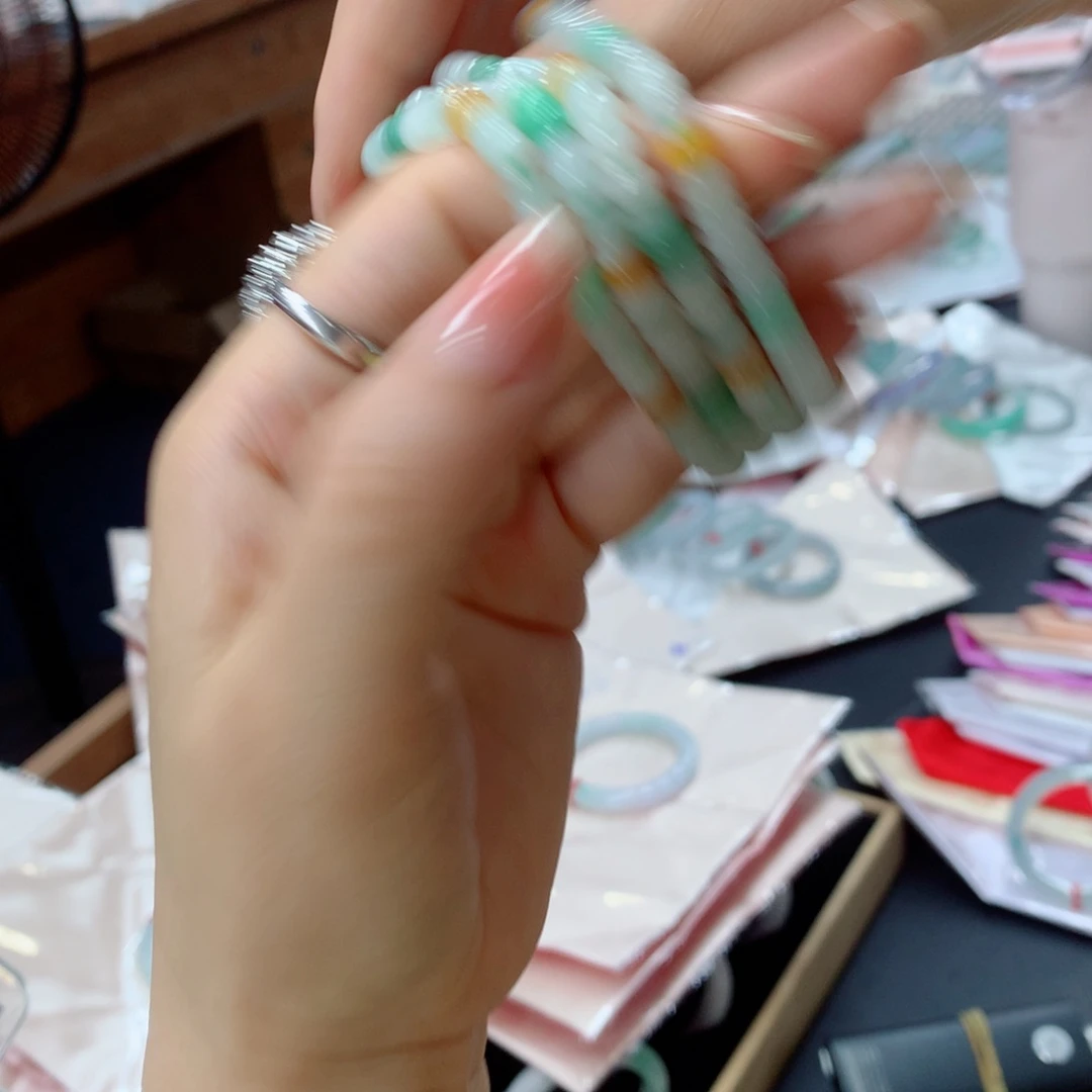 未镶嵌手链翡翠多样性发1
