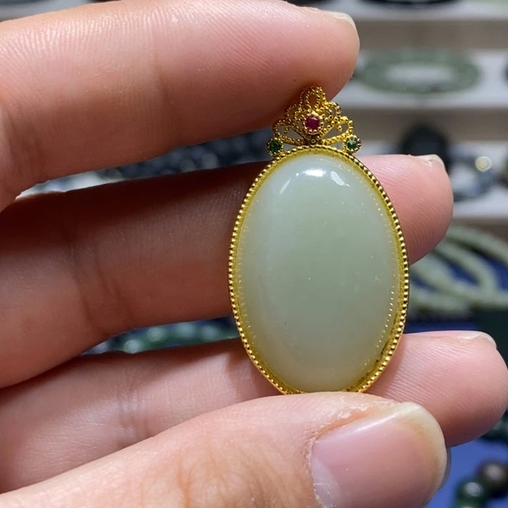 和田玉未镶嵌手链