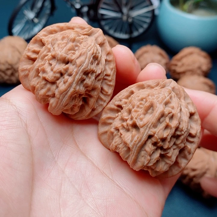 文玩核桃把件白狮子40全品