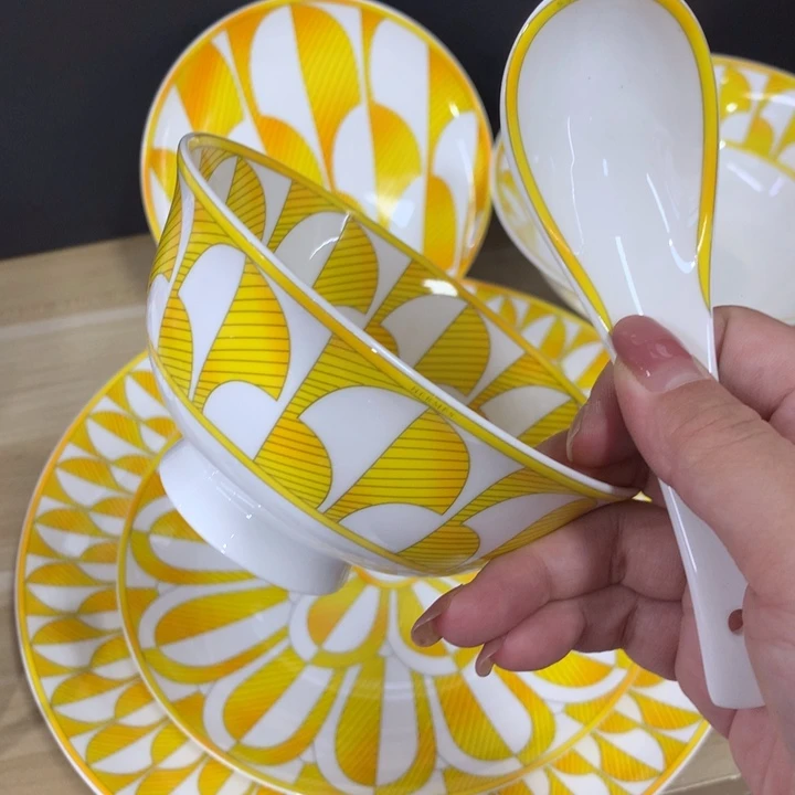 瓷片全套的都有的吧