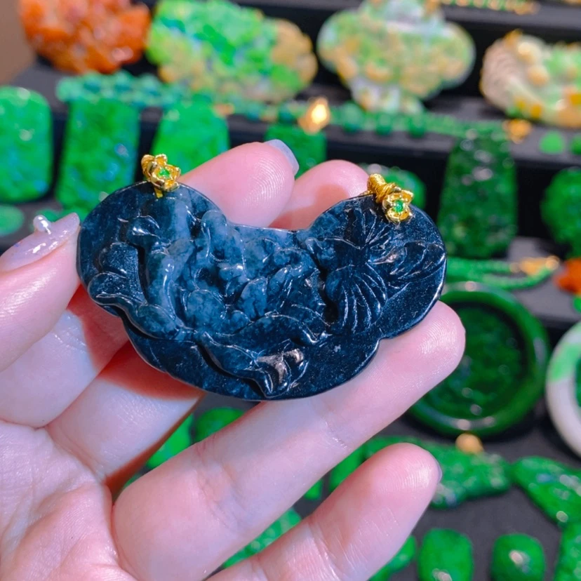【闪购商品】翡翠未镶嵌颈饰吊坠