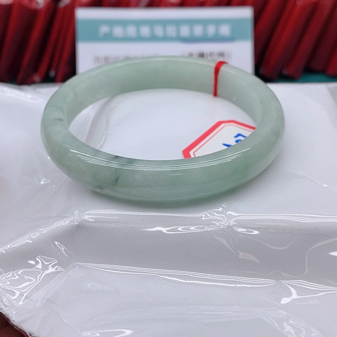 翡翠手镯未镶嵌飞*A3777777