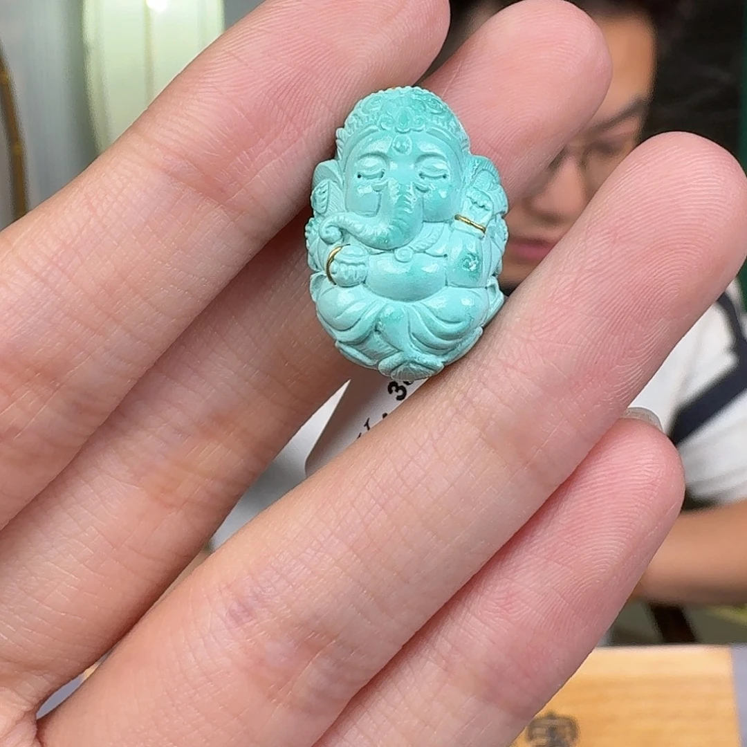 绿松石未镶嵌珠宝奇石