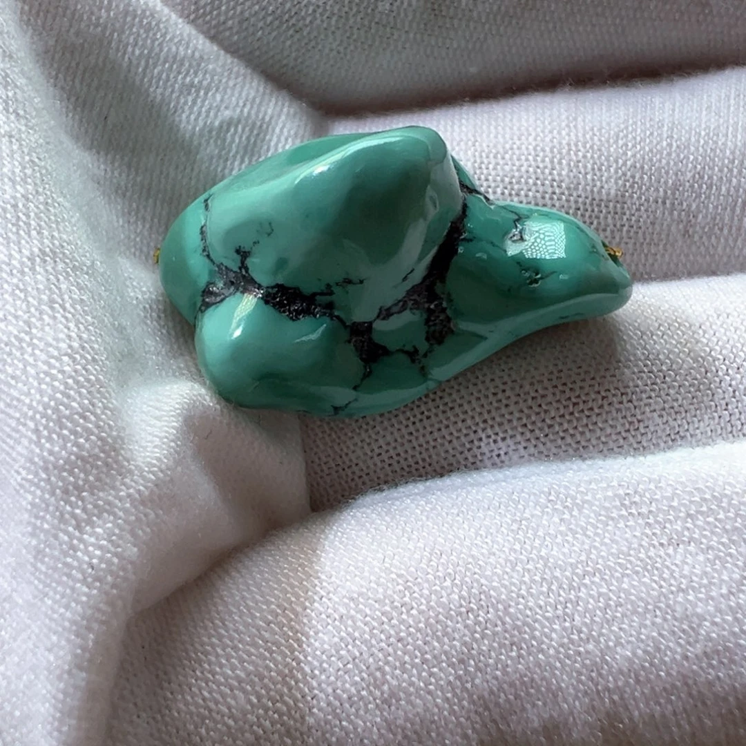 绿松石未镶嵌挂件